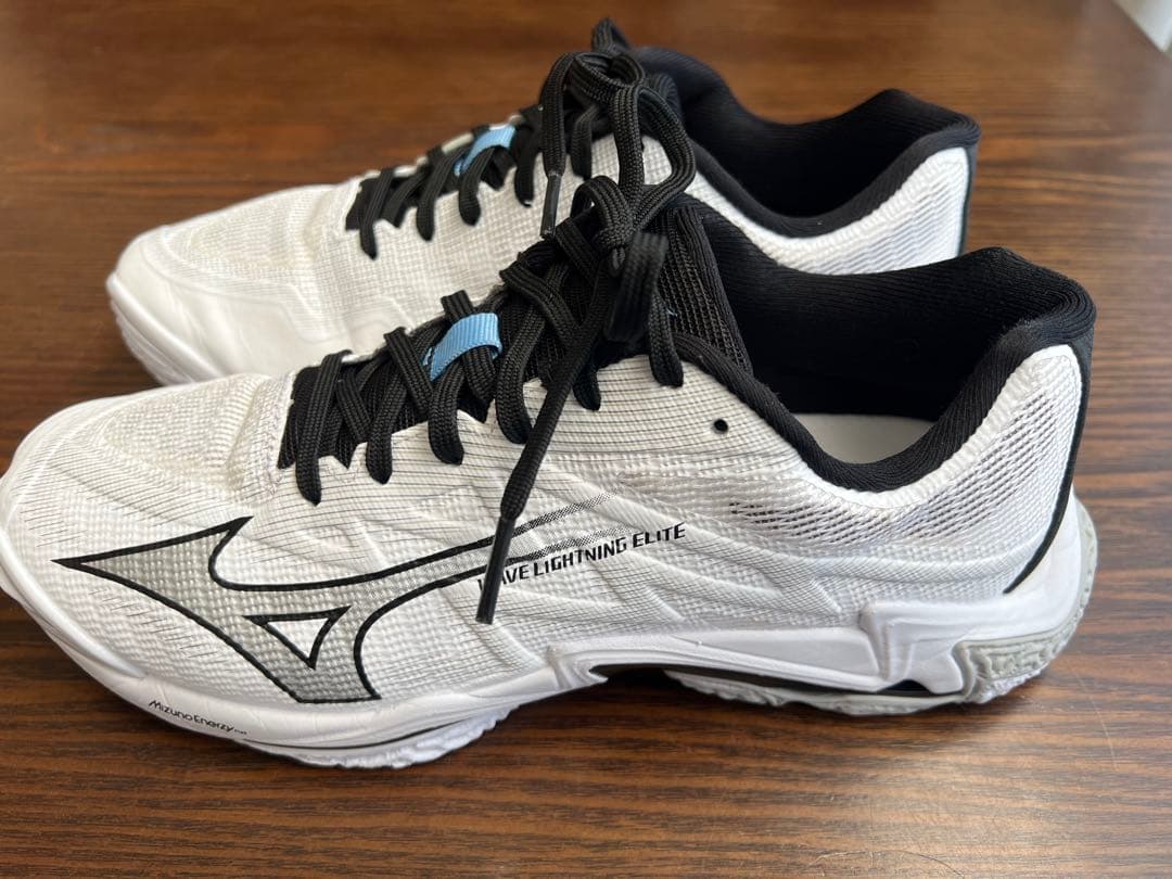 MizunoバレーボールシューズWave Lightning Elite25.0