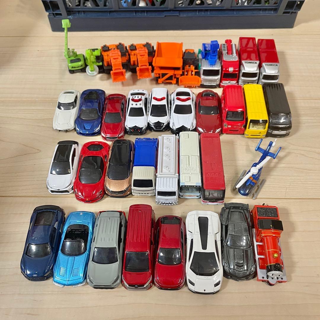 トミカ 83台 まとめ売り