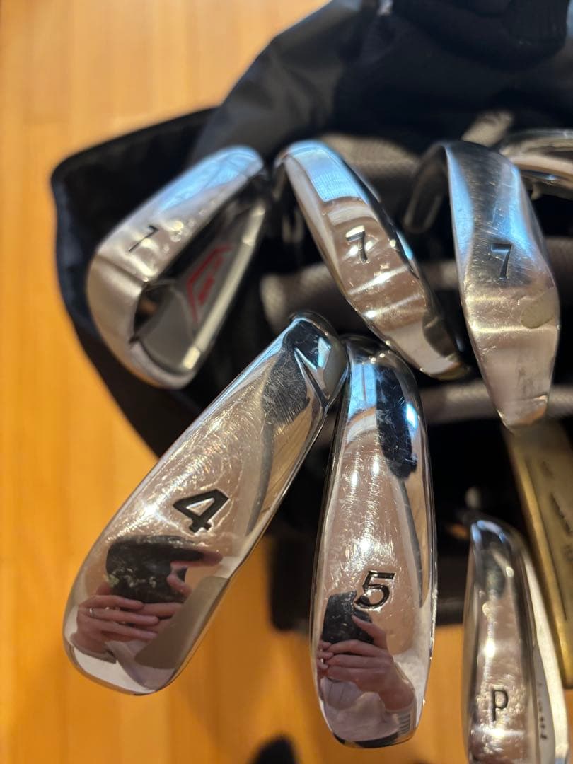 し*う様 Nike ゴルフバッグ・キャディバッグ 13本（2本は新品）　新品ボー