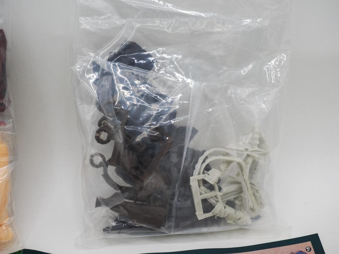 りゅんりゅん亭　モえハン No.5　ナルガＸ装備(カラーレジンキット)