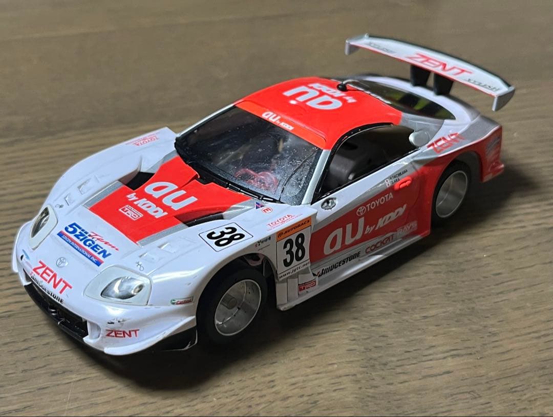 AU CERUMO SUPRA スープラ　スロットカー