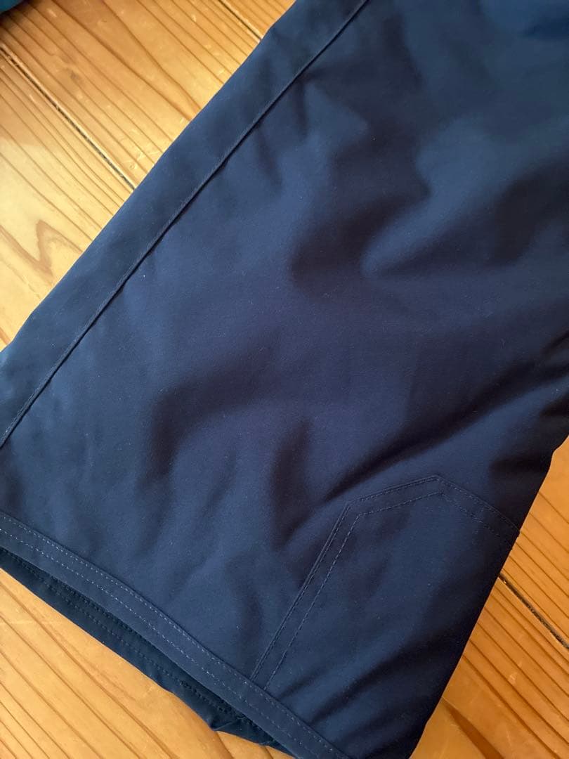 【美品】Salomon レディース スキーウェア 上下セット L 防水透湿素材