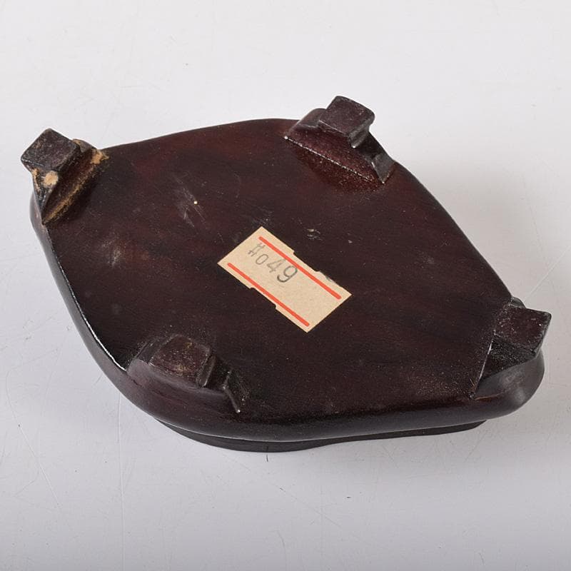 中国　玉石翡翠彫刻　獅子摘　龍刻　双耳遊環　飾壷　香炉　唐木台付　M　R8288