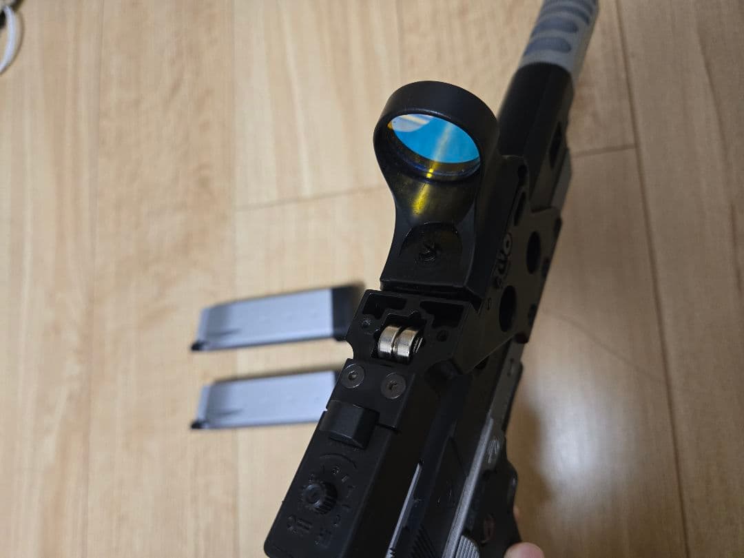 ウエスタンアームズ　SV インフィニティスピードコンプⅢ　スペアマガジン付き