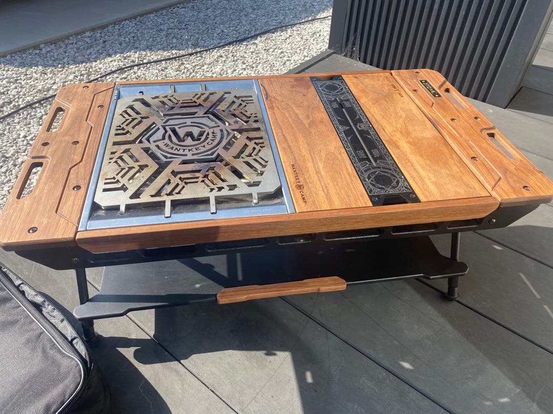 ON U LIFEバーナーテーブルウォルナット　デバイスウォンキートップ付