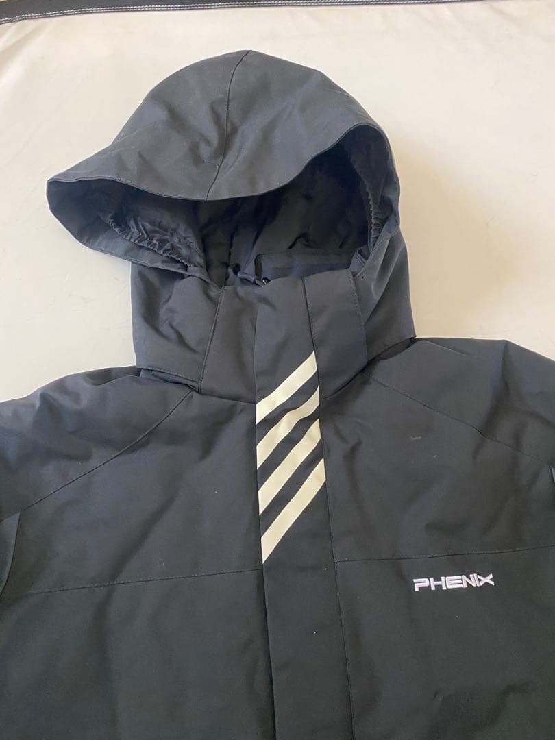 ３万円　phenixフェニックス　キッズ160/スキーウェア上下セット ブラック