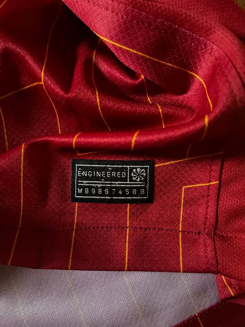 リバプール　遠藤航　ユニフォーム24-25