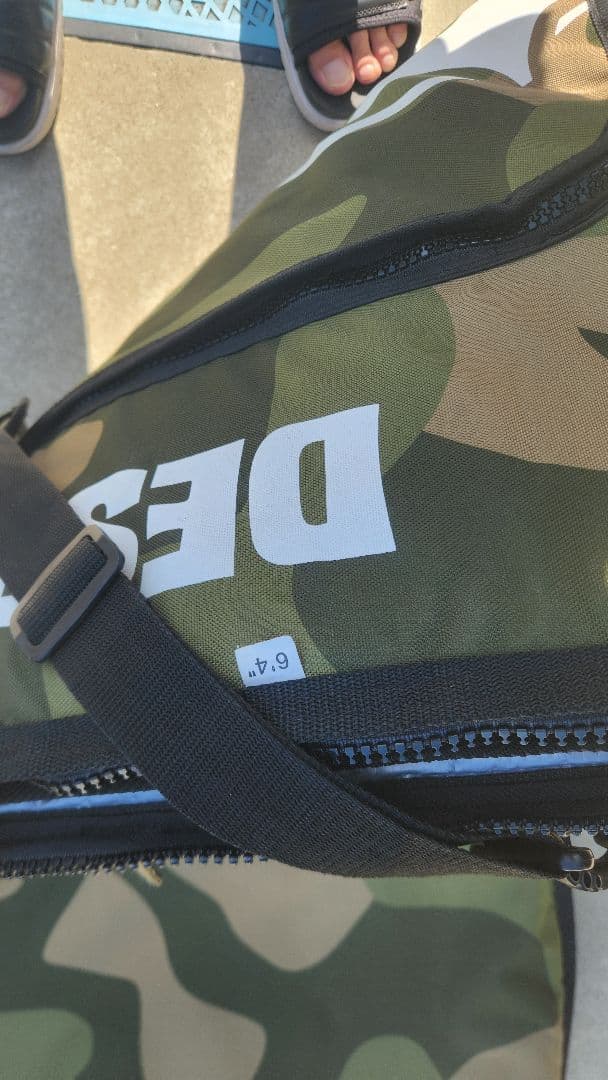 【美品】サーフボード用 ハードケース 6'4 DESTINATION