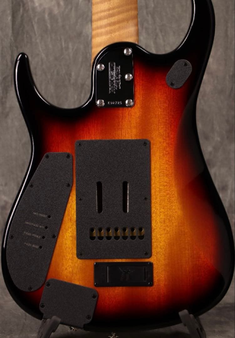 【送料込み】musicman JP 15-7 （通常価格より約17万円安）