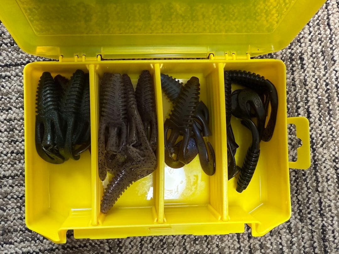 デプス　ワーム50袋以上+タックルボックス5個+ボックスケース二つ