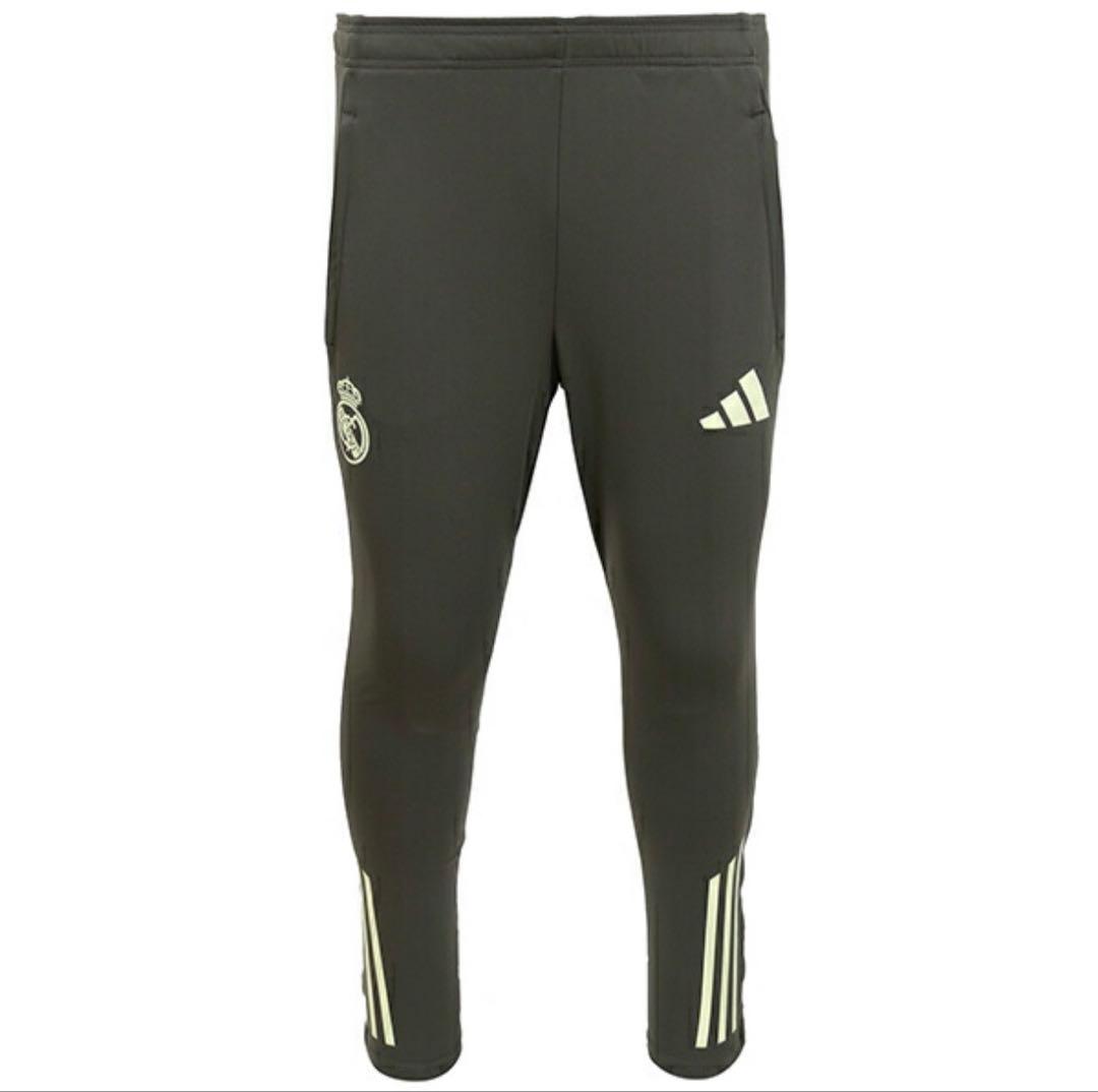 レアルマドリード25/26シーズン　トレーニングセットアップ　Lサイズ