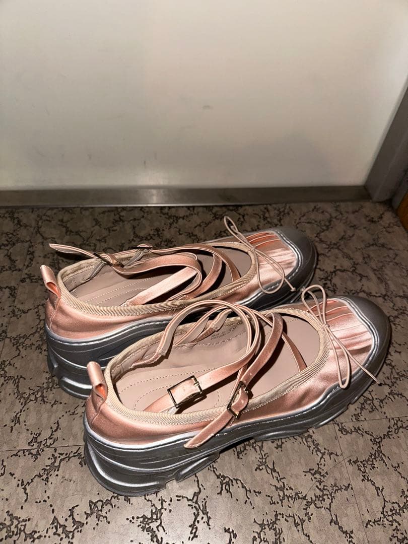 Simone Rochaシモーネロシャ Trek Ballerina スニーカー