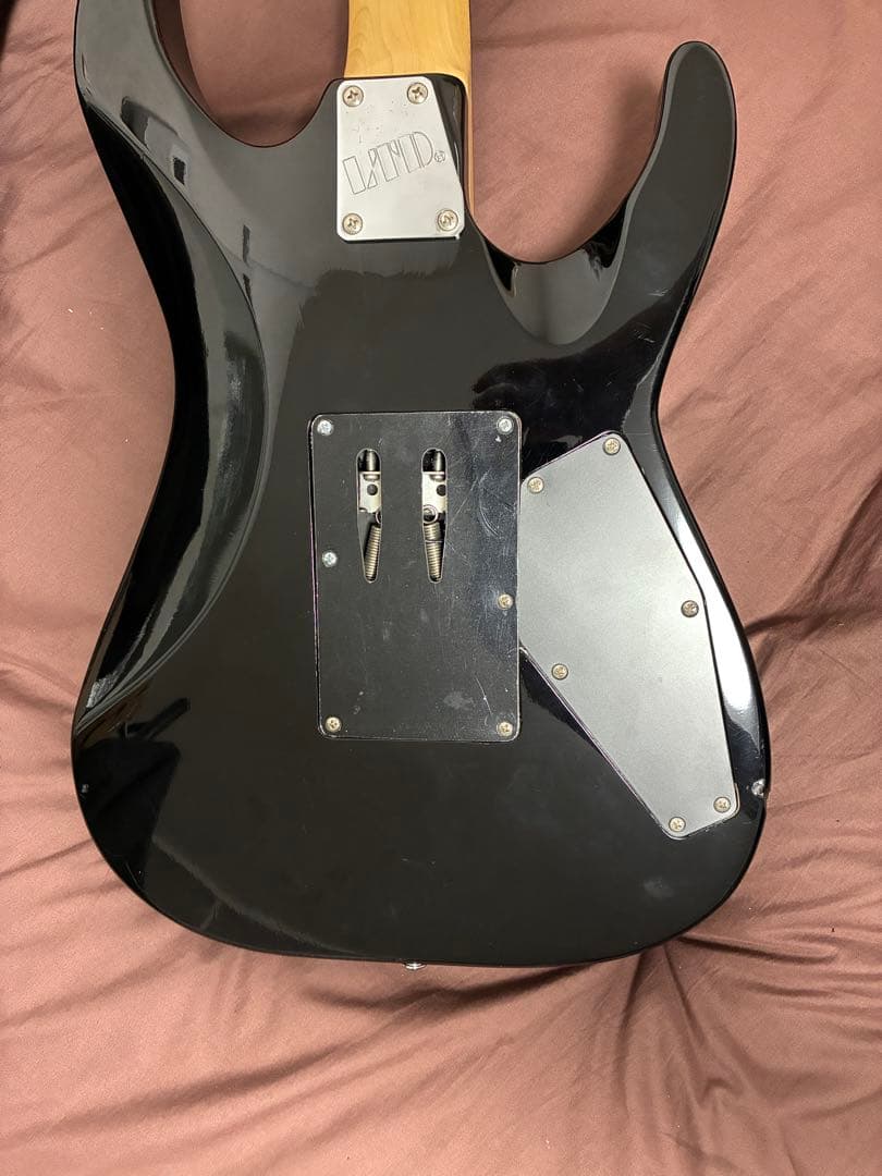 LTD MH-50　ESPレフティー　フロイドローズ