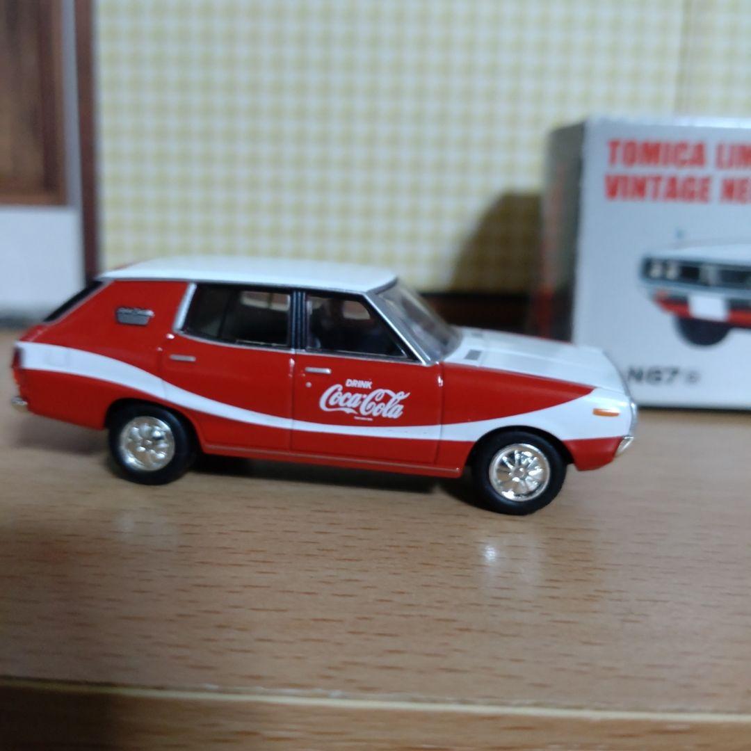 トミカリミテッドヴィンテージ　NISSANスカイラインバン（コカ・コーラ仕様）