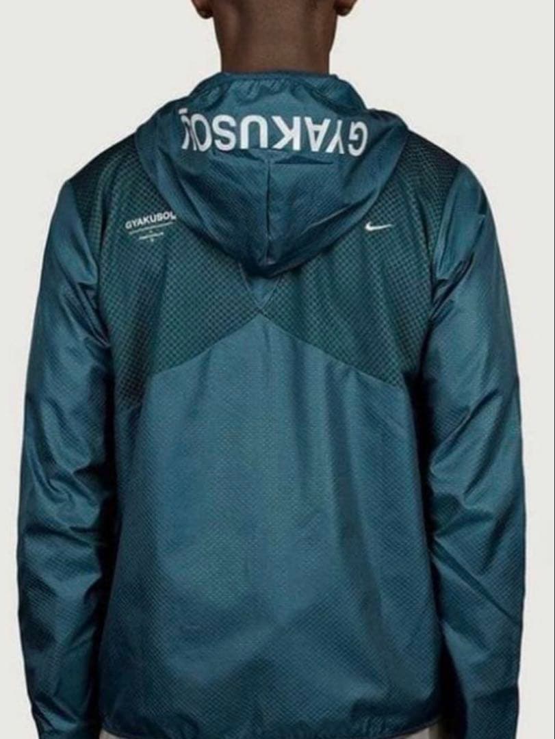 【レア】美品　Nike ギャクソウ UNDERCOVER ウィンドブレーカー
