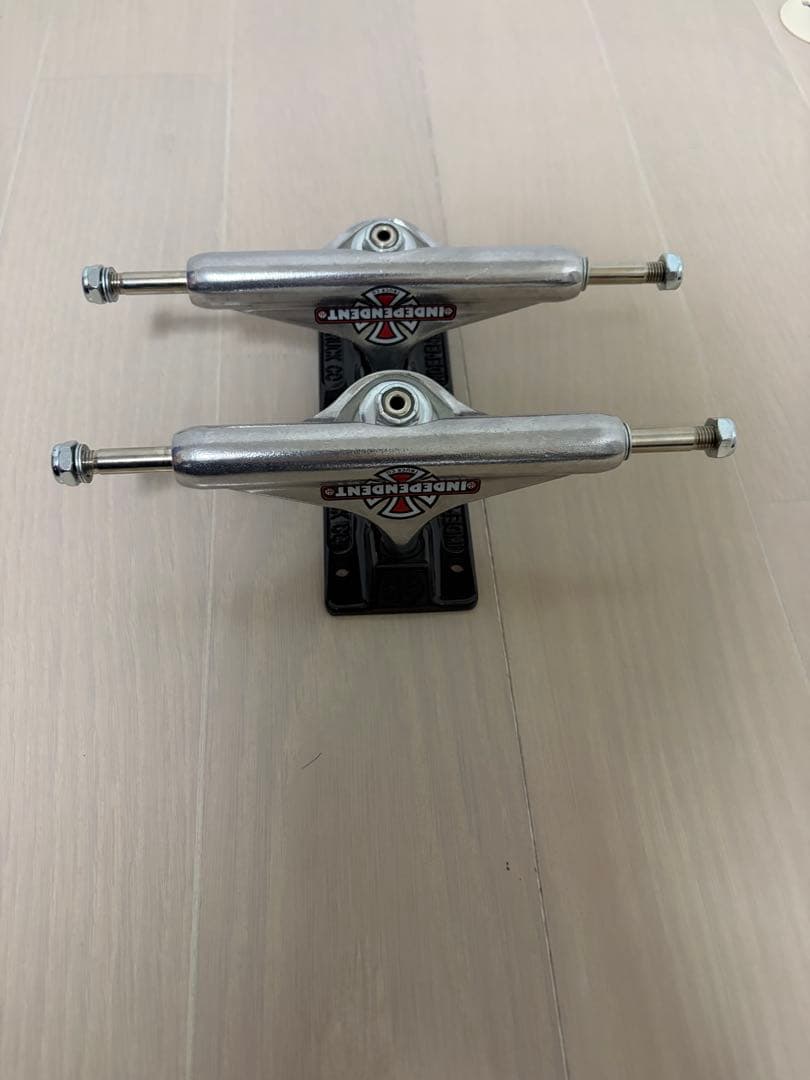 Independent トラック 139HI