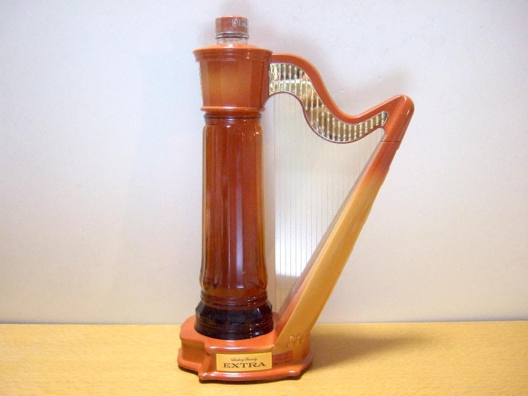 ◇ SUNTORY ブランデー EXTRA 楽器ボトル ハープ 600ml