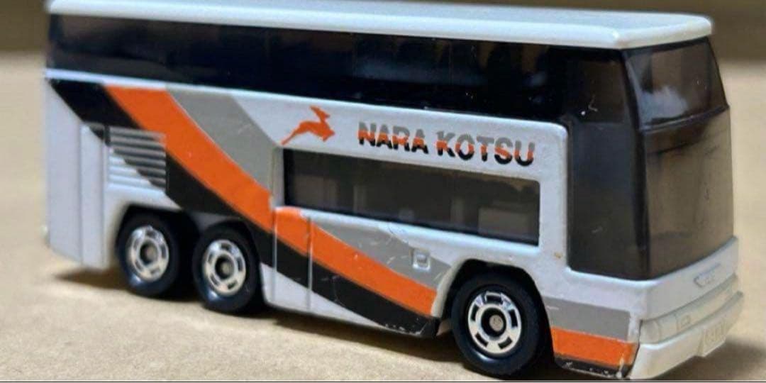 トミカ 日野 グランビューバス 奈良交通