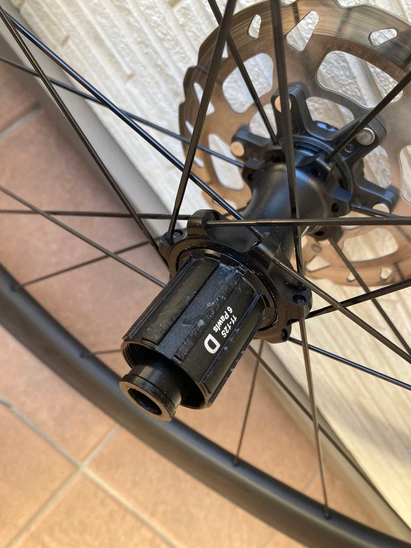 superteam ディスクブレーキ用カーボンホイール　ハイト50 シマノ11速