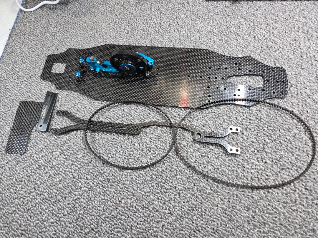 タミヤ TRF420X (ゼロトライブミッドコンバージョン仕様)