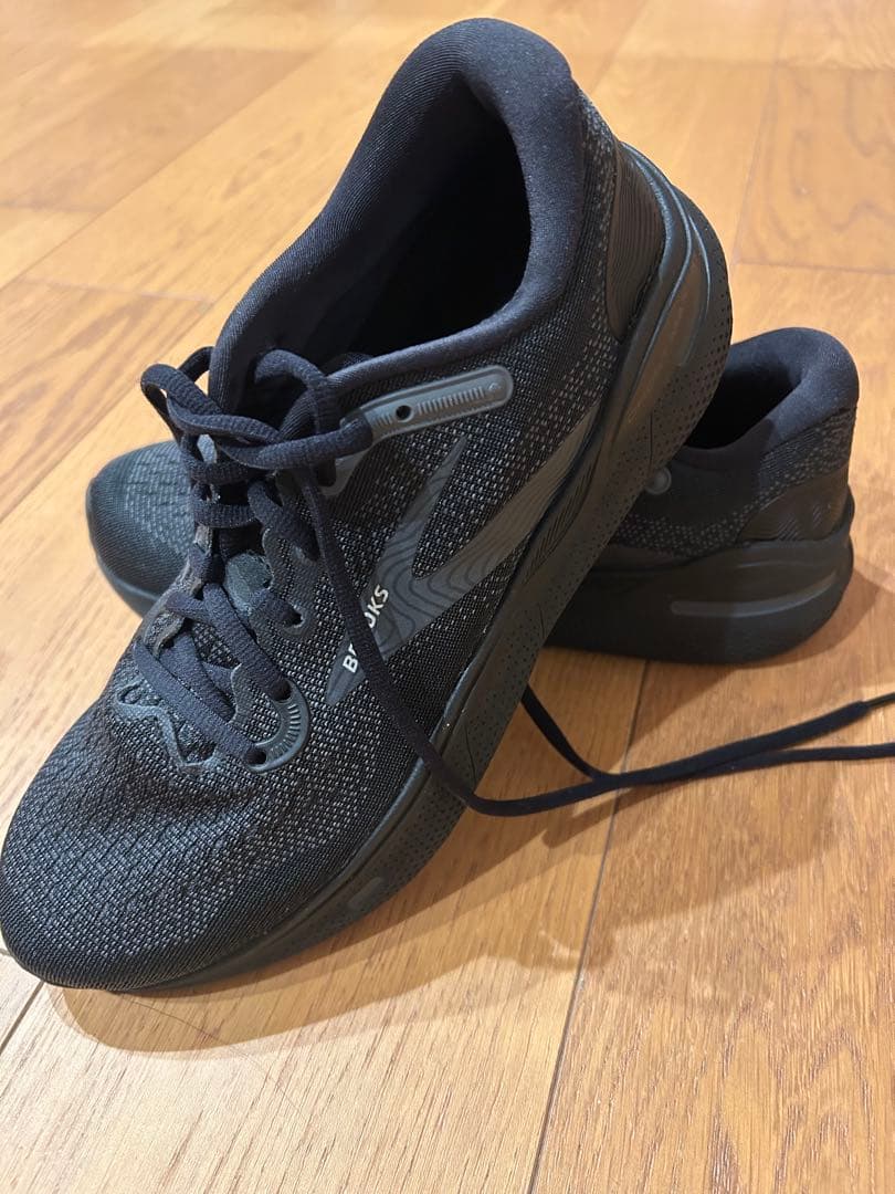 Brooks Ghost MAX ランニングシューズ ブラック　26cm