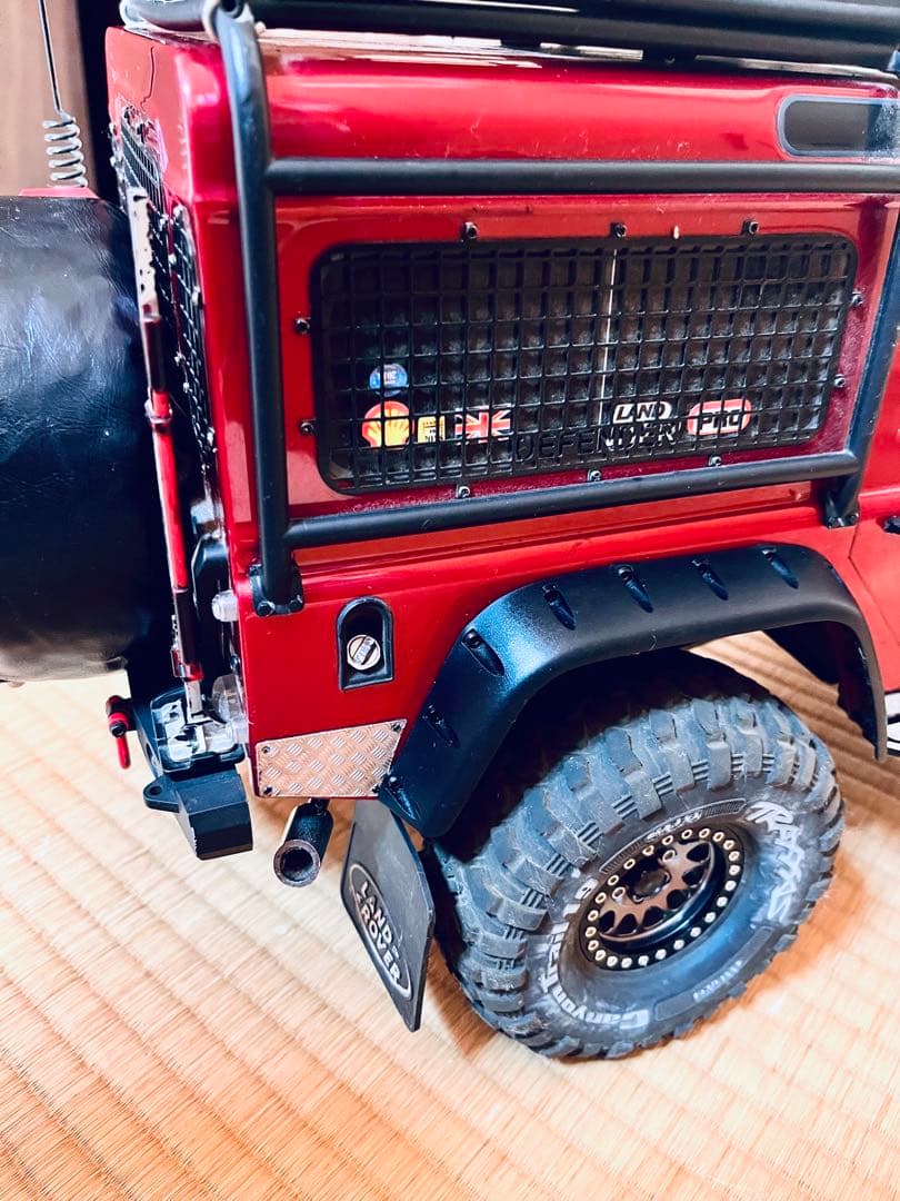 TRAXXAS TRX4 ランドローバーディフェンダー