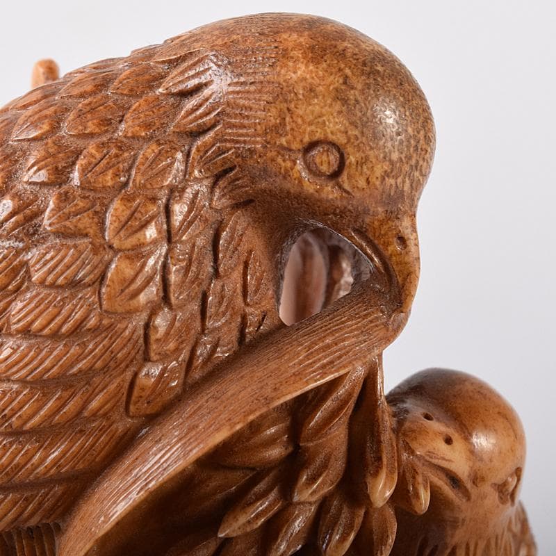 中国　鹿角細密雕　夫婦鶉　置物　箱付　7994E