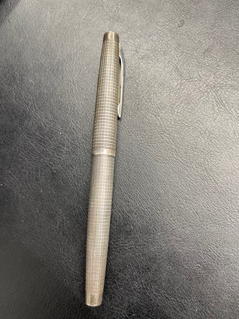 高品質 万年筆 メタリックデザイン