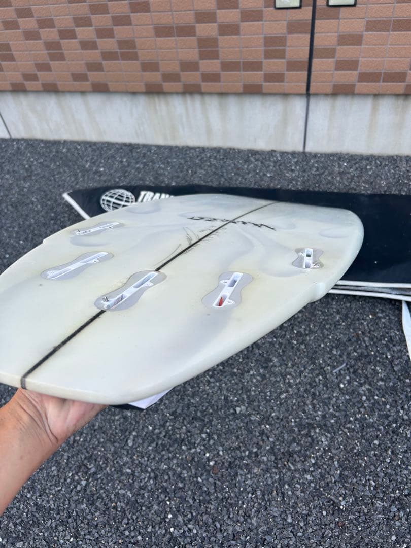 く*か様 小波　フロー最高　ショートボード　SYSTM Snub Mongrel