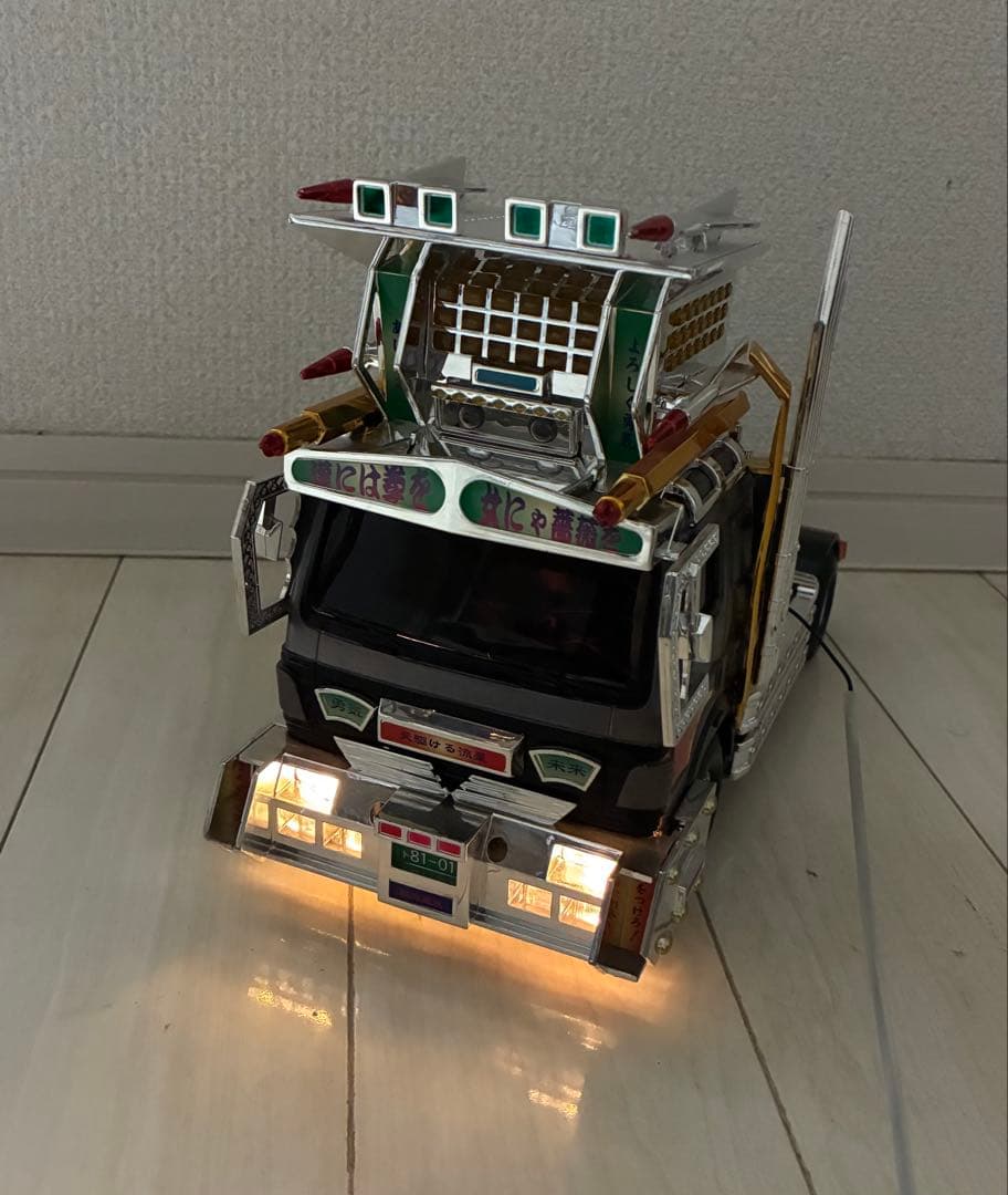 ★ トイコー　光るデコトラトレーラー　ラジコン　海龍王