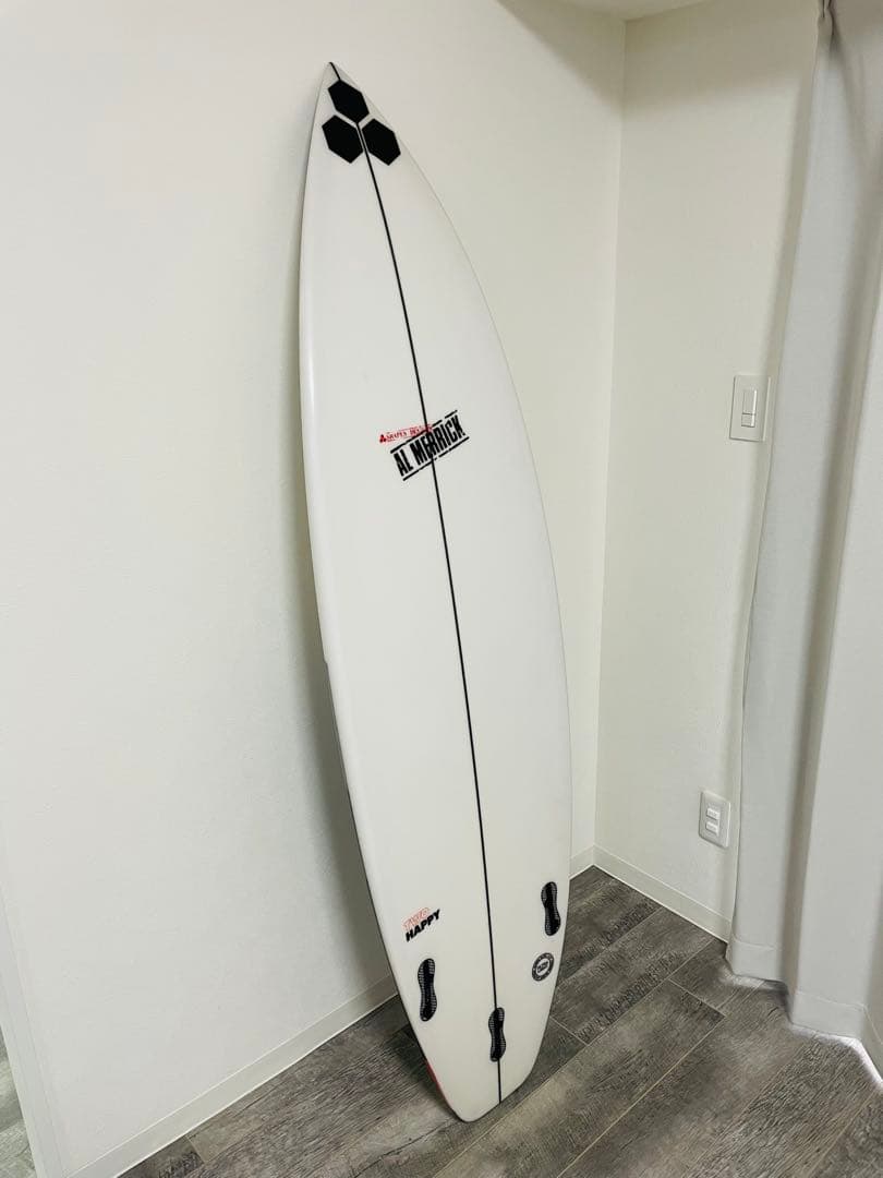 Channel s TWO HAPPY 5’11