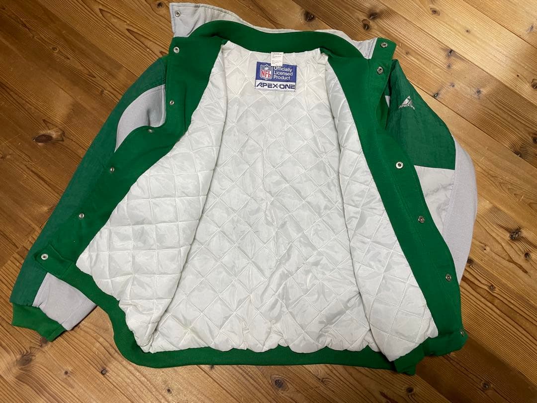 EAGLES ウォームアップジャケット 緑