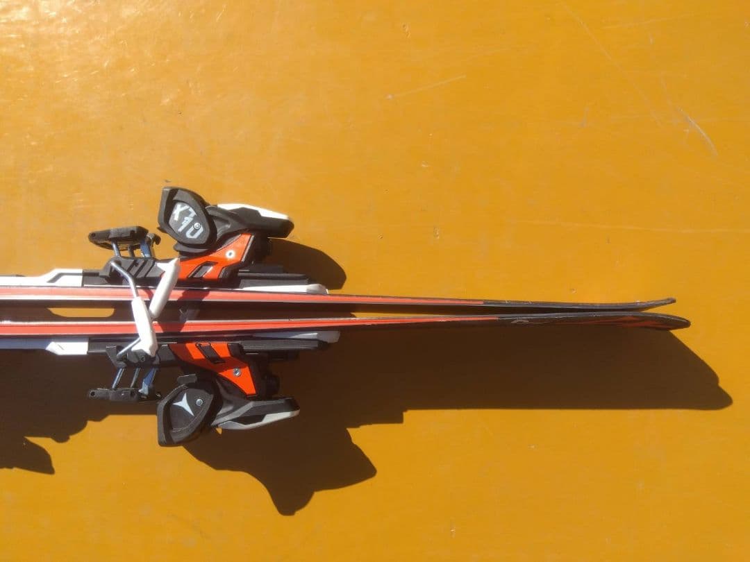 アトミック　ATOMIC REDSTER　XT 156 　スキー　板