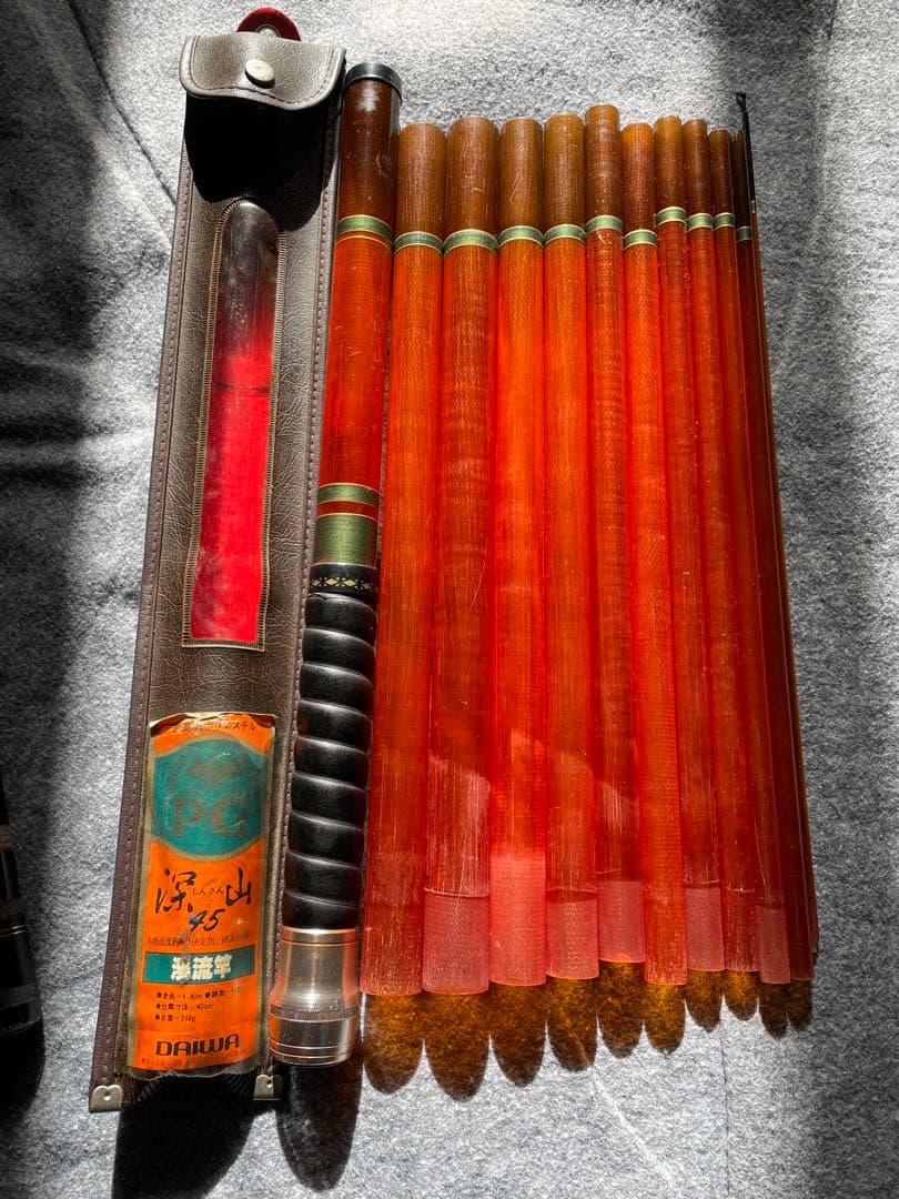 Daiwa 渓流竿 カーボン製 ケース付き他　4本 値下げしました。