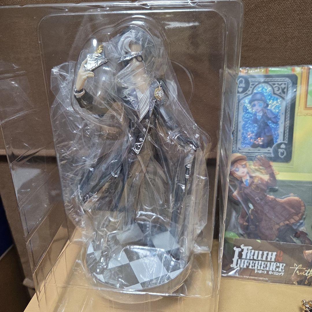 第五人格　三周年オフラインパック フィギュア/アクリルスタンド三種/バッジセット