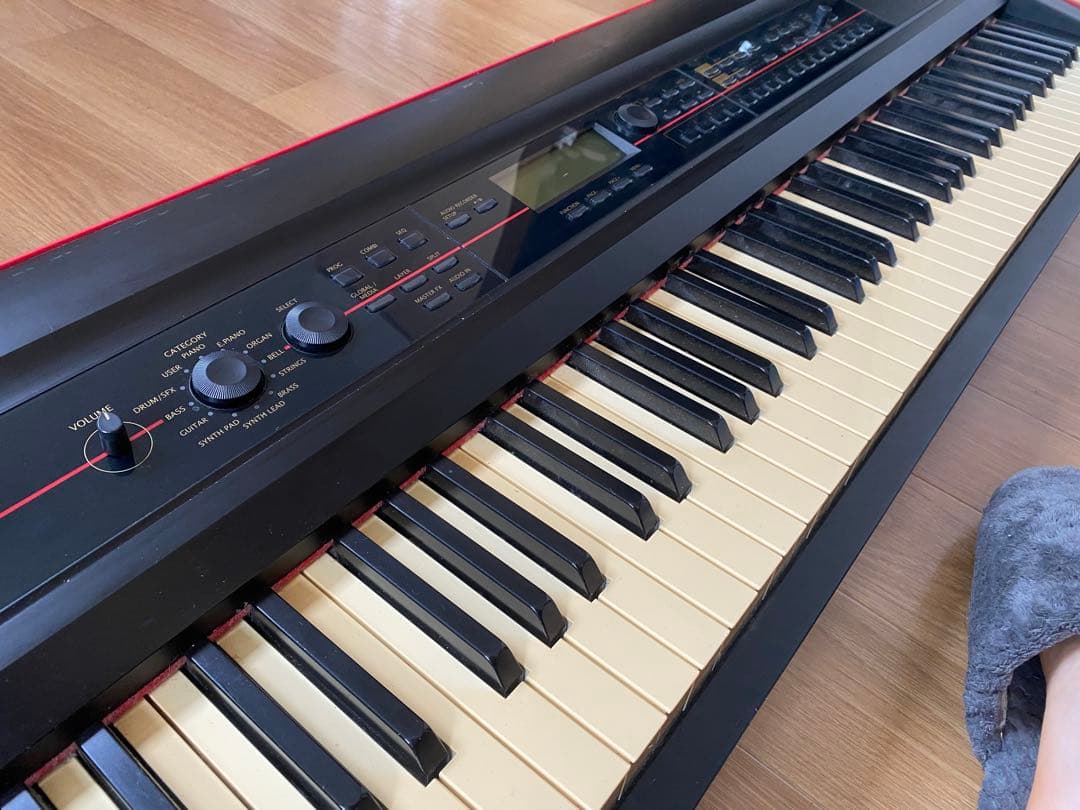 【動作良好・送料無料】KORG KROSS 88鍵Workstation