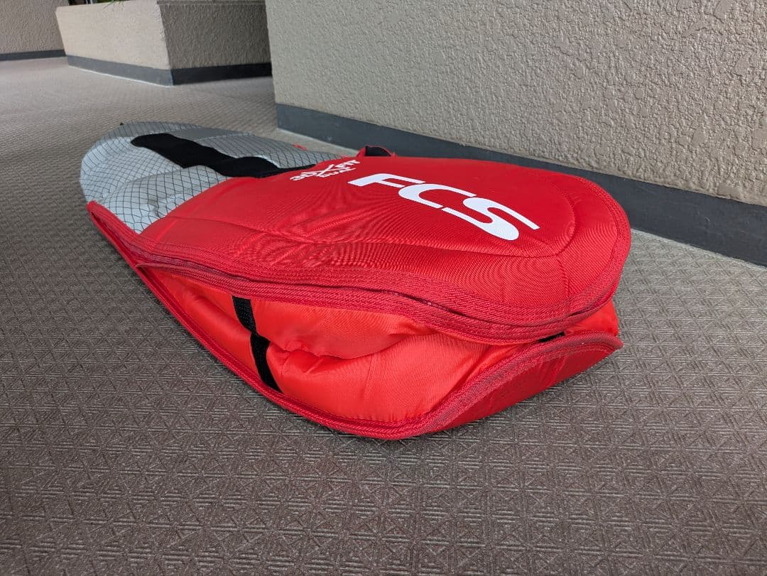 ハードケースとフィン付き！　JS サーフボード　5.8　エア17ｘ　ジェイエス