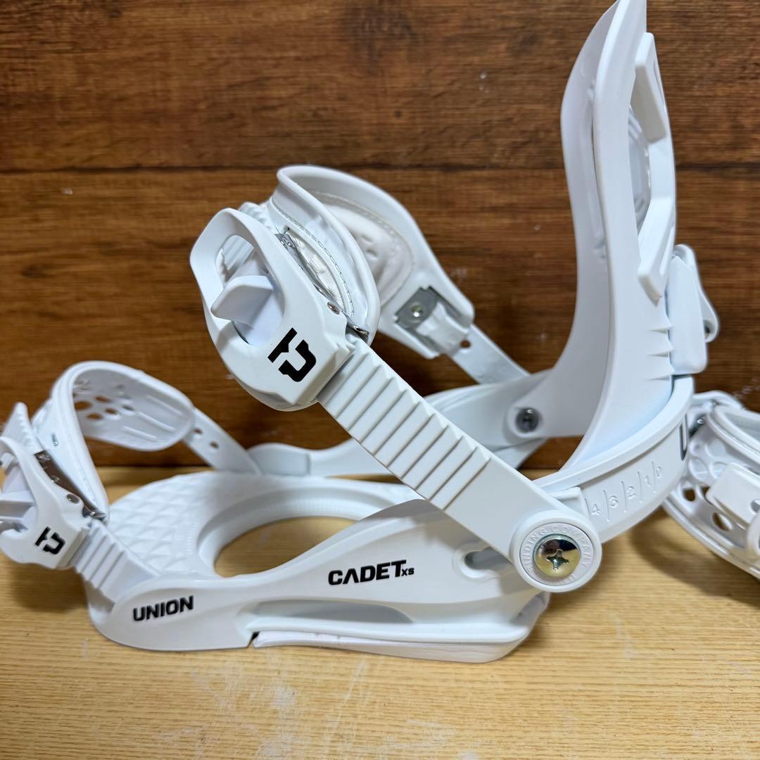 未使用タグ付き　UNION ユニオン　スノーボード　バイン　CADET XS