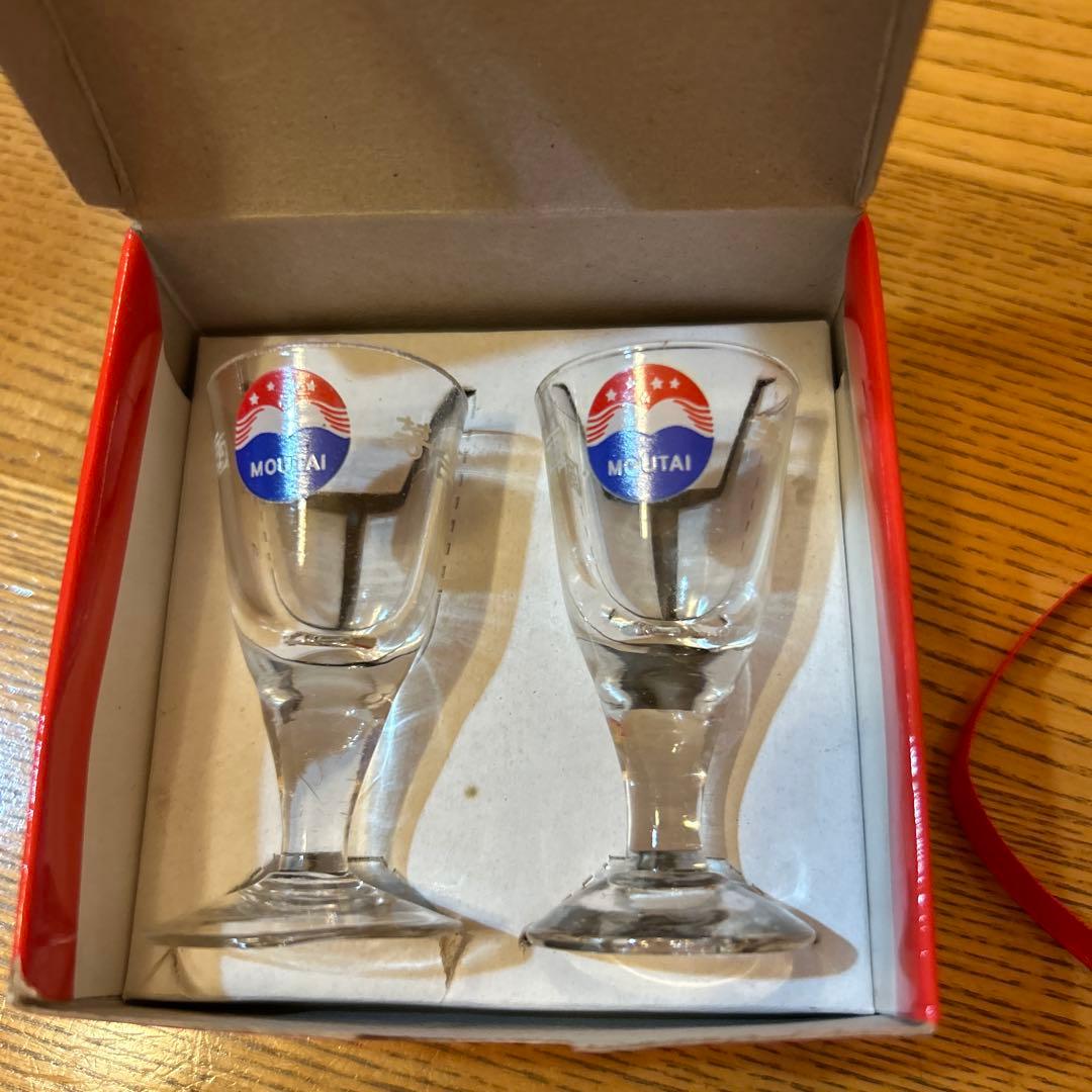 貴州茅台酒　2010年　グラス付き