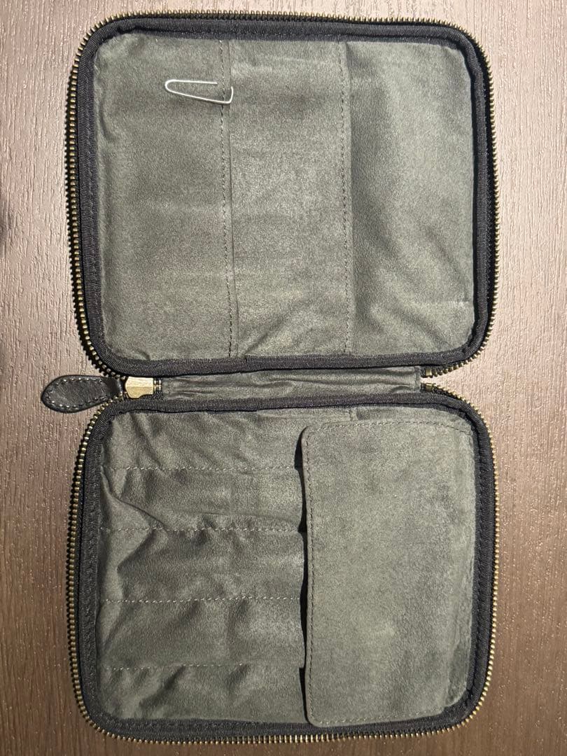 &Liebe レザー製ジッパー式筆箱