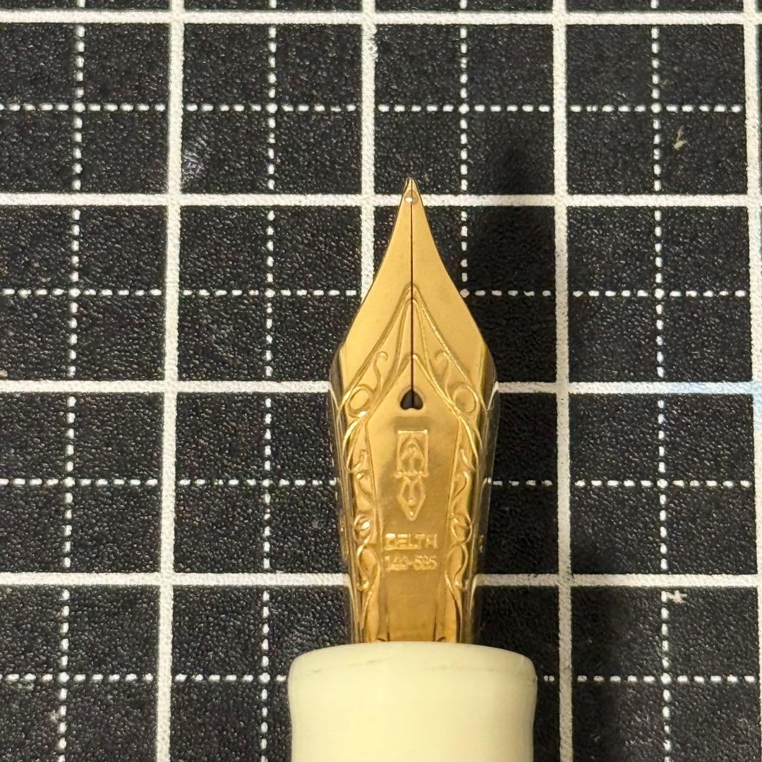 【ジャンク】デルタ 万年筆 アナコンダ M