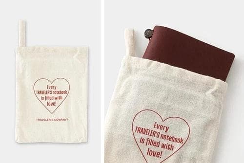 トラベラーズノート パスポートサイズ LOVE AND TRIP レッド