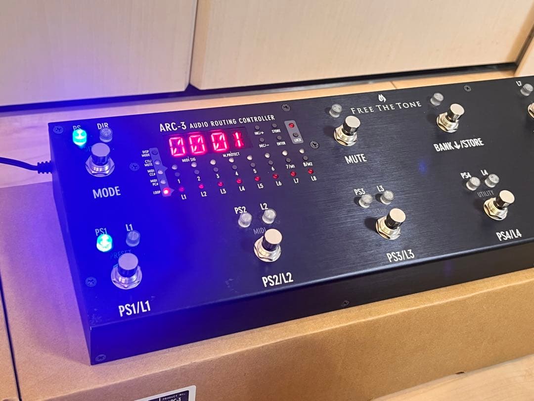 Free The Tone ARC-3 受注生産ブラック