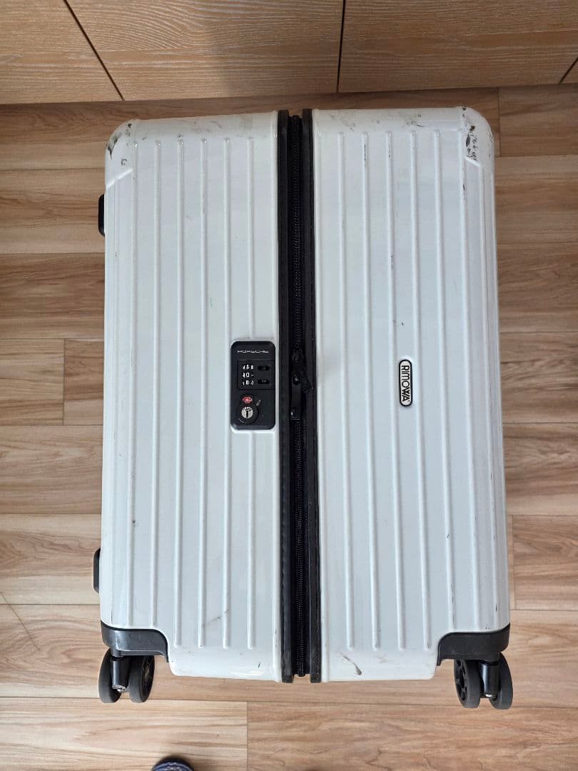 リモアxポルシェ　キャリーバッグ