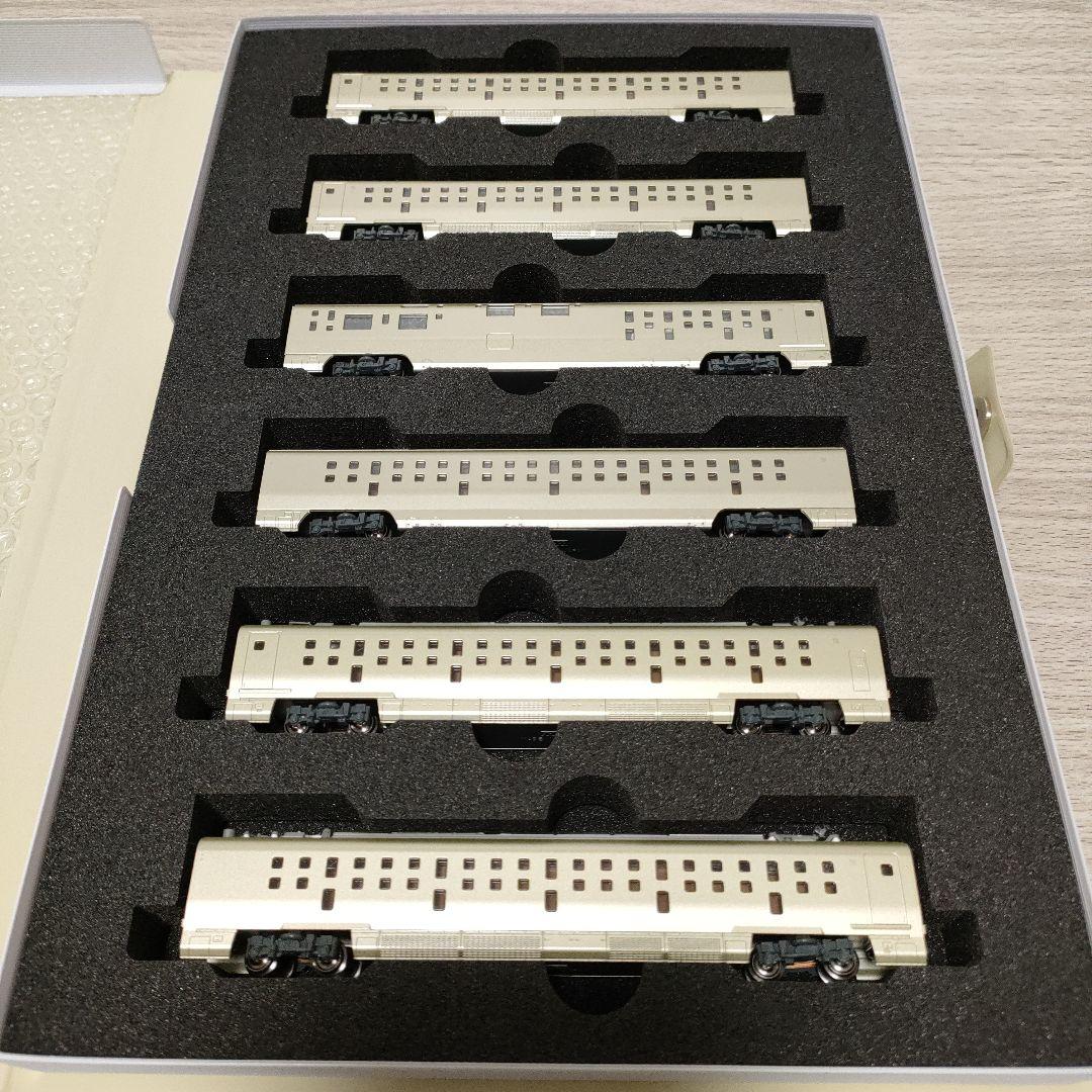 鉄道模型 10-1889/10-1890　四季島　4両基本セット6両増結セット