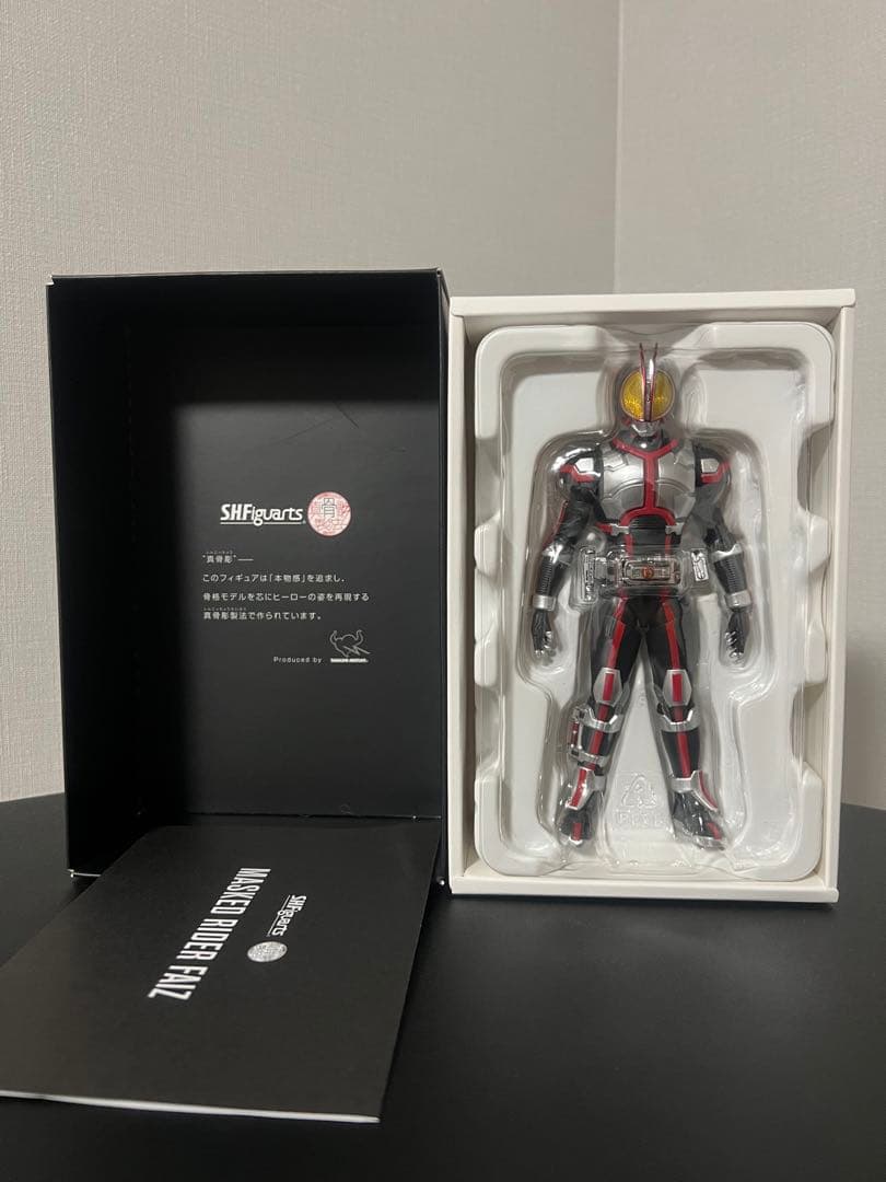 美品　付属品完備　真骨彫　仮面ライダーファイズ SHFiguarts