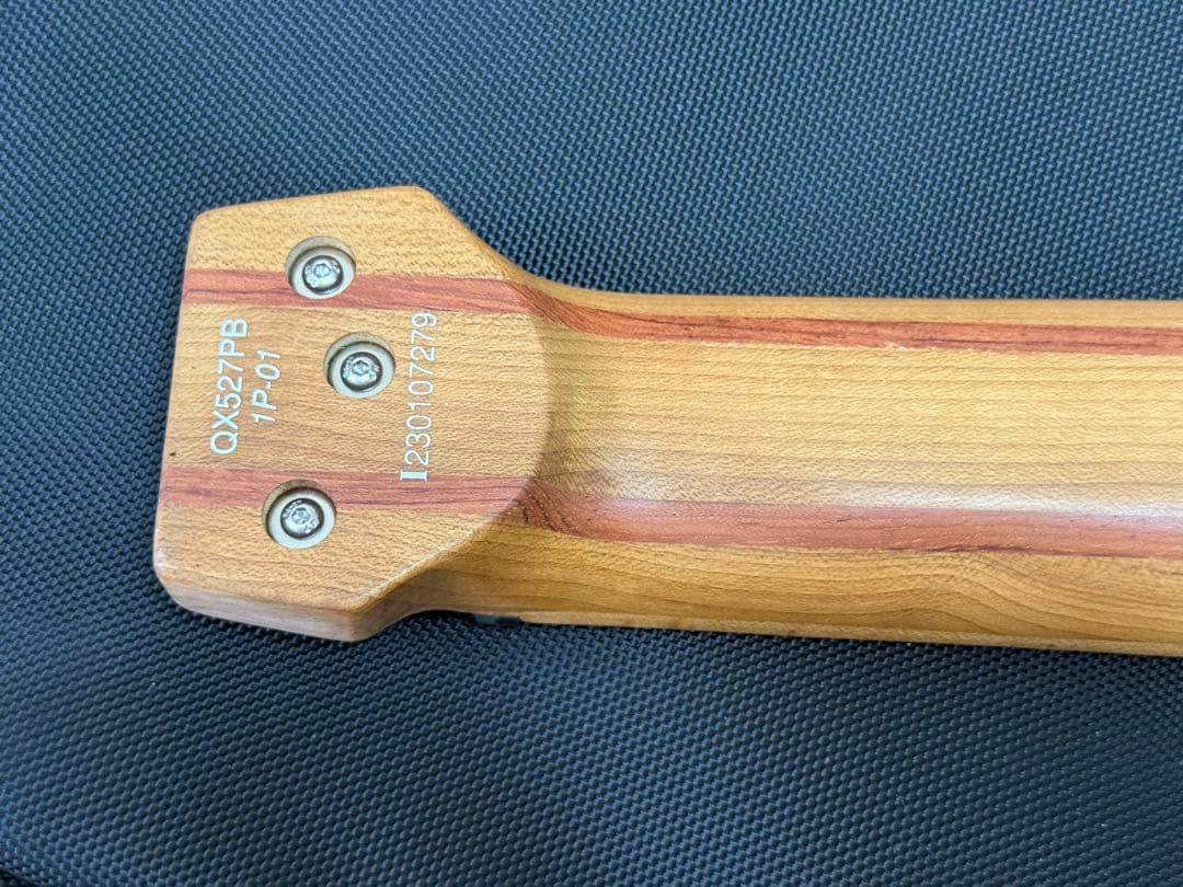 Ibanez q52PB ヘッドレスギター