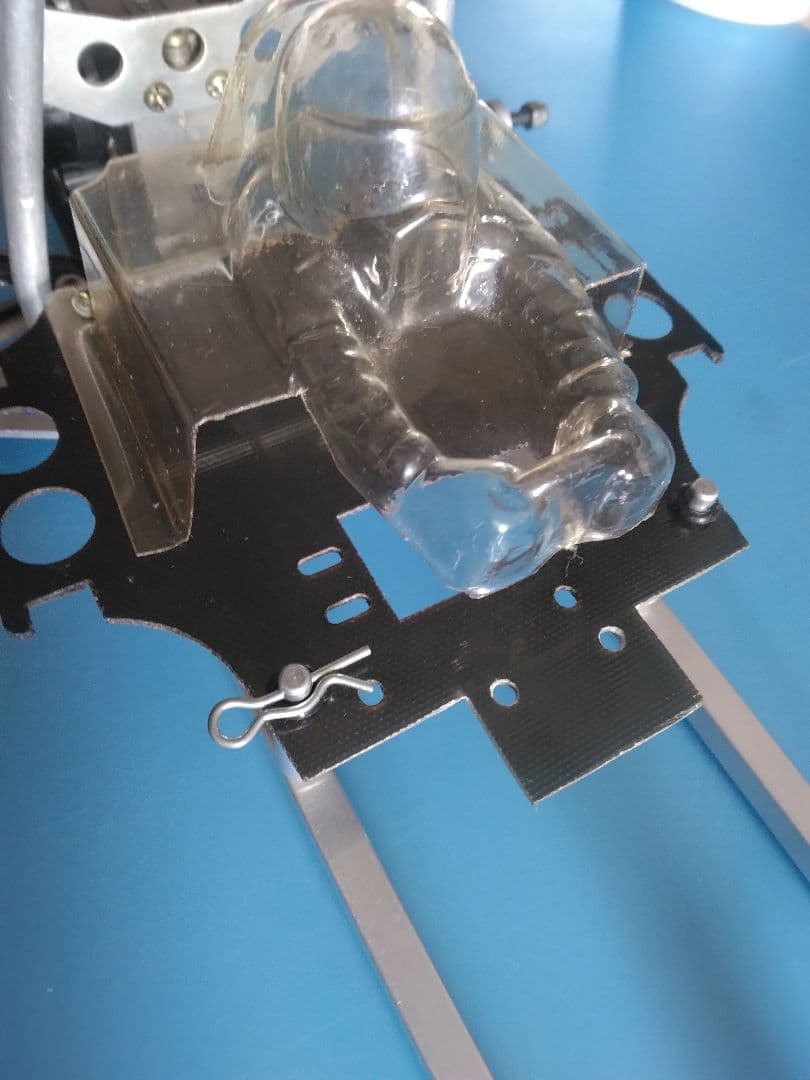 京商RCバギー「トマホーク」シャーシーとミッション部分【当時もの】