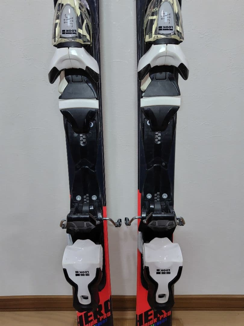 ROSSIGNOL　JUNIOR　PRO　ジュニア用