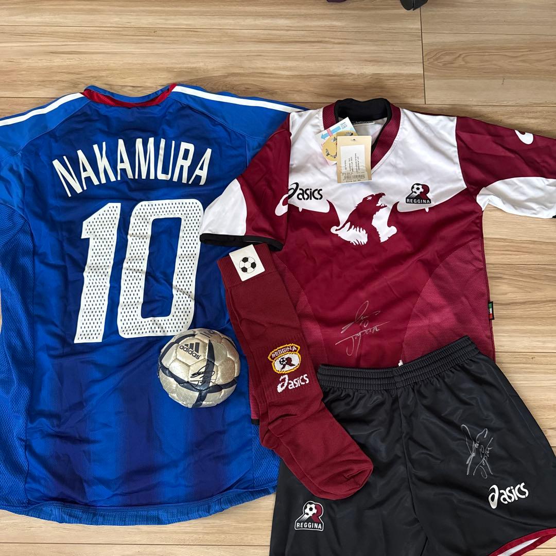 【新品・未着用】中村俊輔選手　サイン入りジャージ、パンツ、靴下、ボールセット